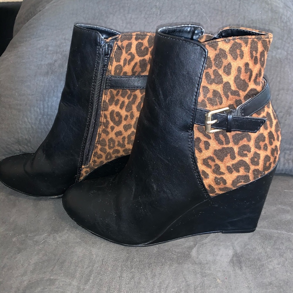 Wedge heels